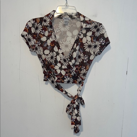 Rue21 Tops - Rue 21 Floral Wrap Top Crop - Brown and Cream H2 031026